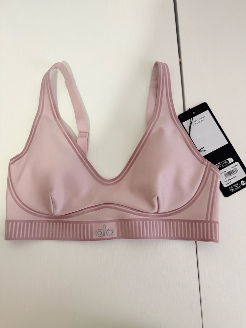 ALO Yoga Blush Pink V‑Neck Light Support Sports Bra